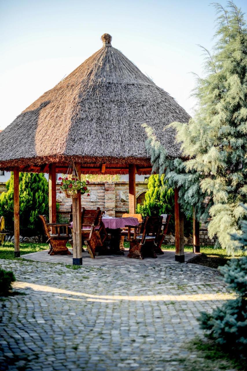 Motel Srpsko Andrejevo Selo *