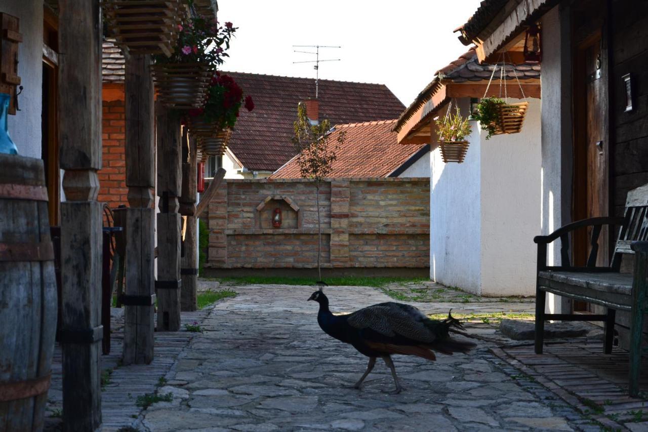 Motel Srpsko Andrejevo Selo Belgrade